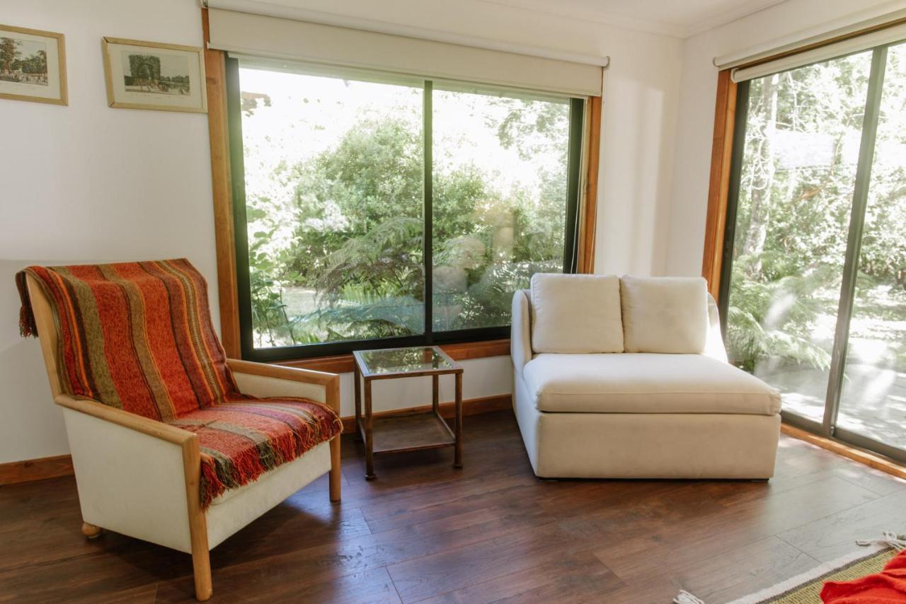Hotel Posada Del Rio - Parque Metrenehue Pucón Eksteriør billede